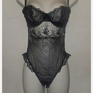 Victoria's Secret Rosebud Dot Wicked Teddy in Black size Small or Medium NWT